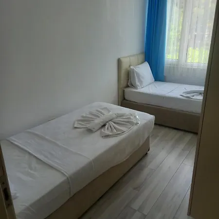 Hotel Paradise Akcay *