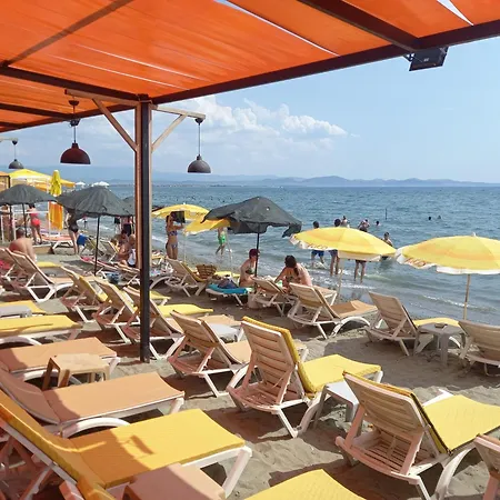 Paradise Akcay Otel