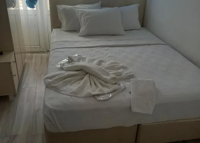 Paradise Akcay * 에드레미트