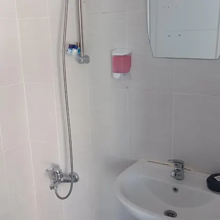 Paradise Akcay * 에드레미트