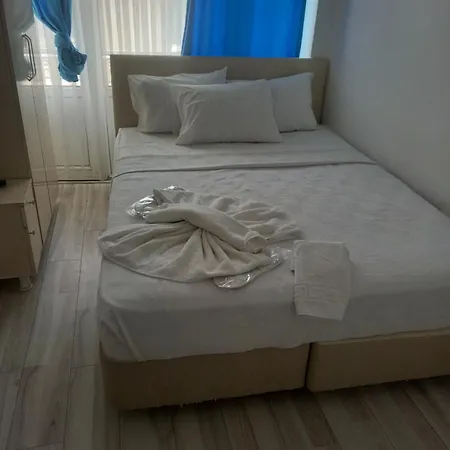 Paradise Akcay * 에드레미트