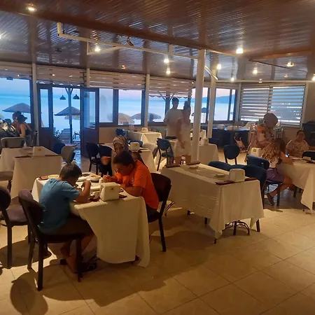 ホテル Paradise Akcay *