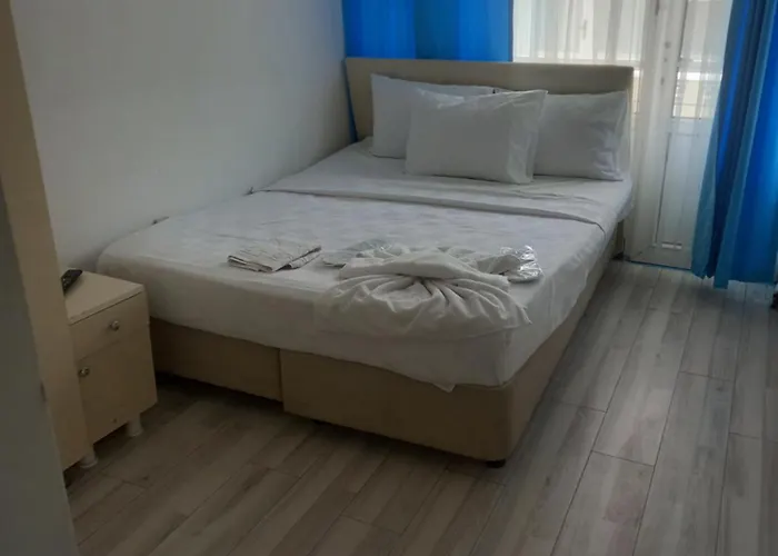 Paradise Akcay Hotel *