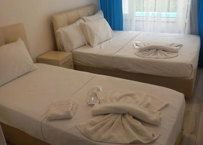 Hotel Paradise Akcay *