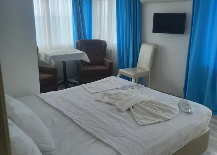 Paradise Akcay Hotel *