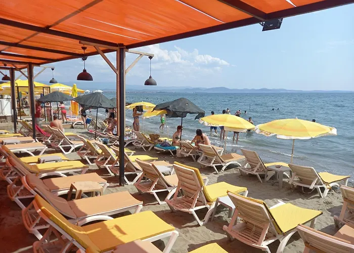 Paradise Akcay Hotel